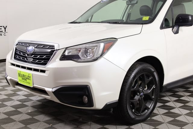 Used 2018 Crystal White Pea Subaru Premium Black Edition w/EyeSight image 39