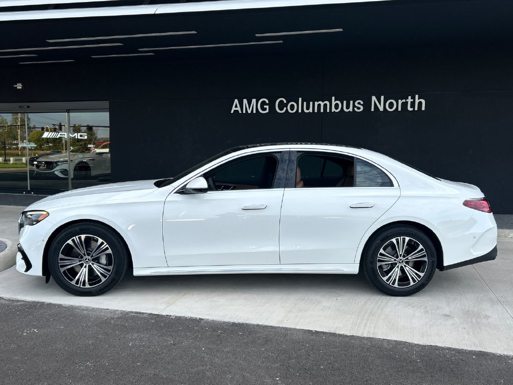 New 2027 Polar White Mercedes-Benz E 350 image 4