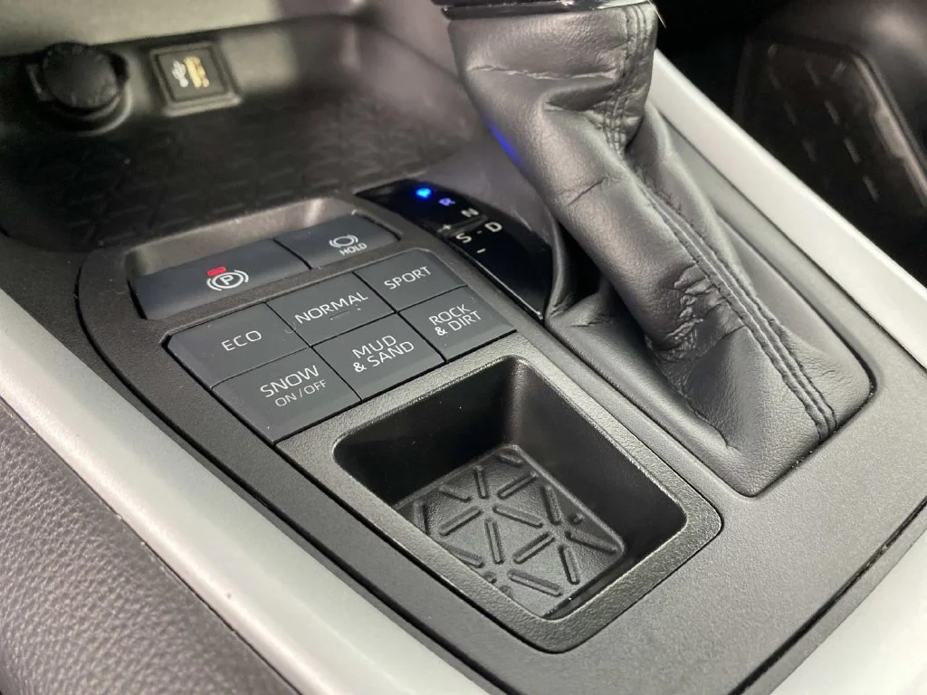 Used 2024 Magnetic Gray Metallic Toyota XLE image 23