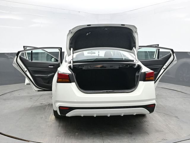 Used 2020 White Nissan 2.5 S image 51