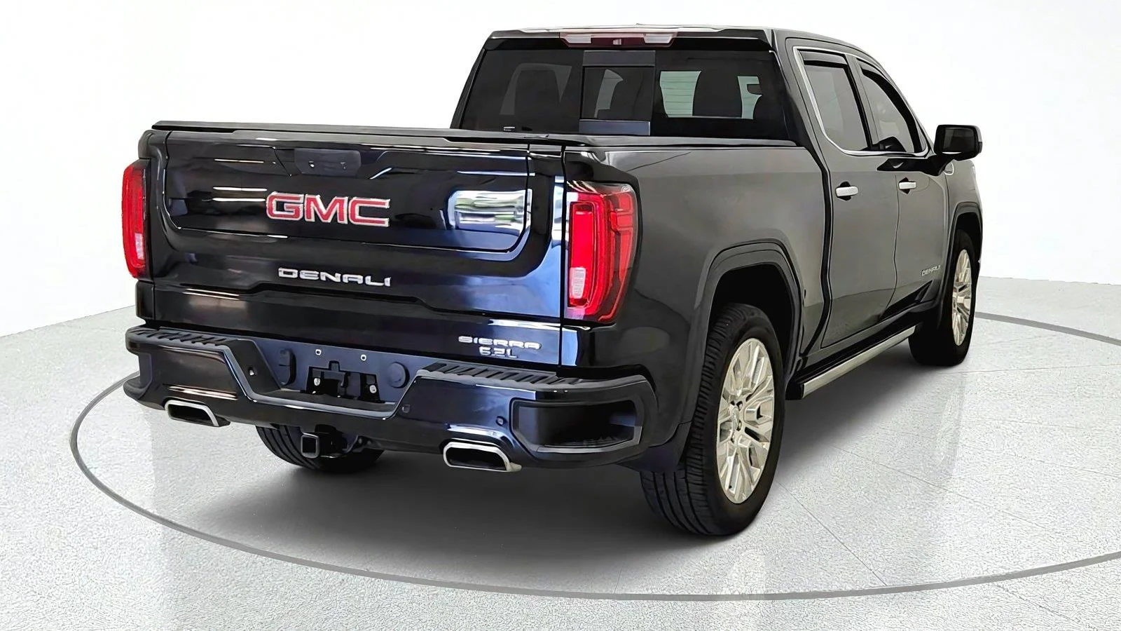 Used 2019 ONYX BLACK GMC Denali image 8