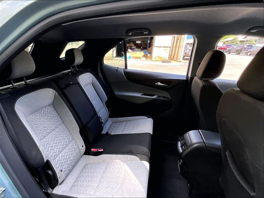 Used 2022 Seaglass Blue Metallic Chevrolet LT image 16