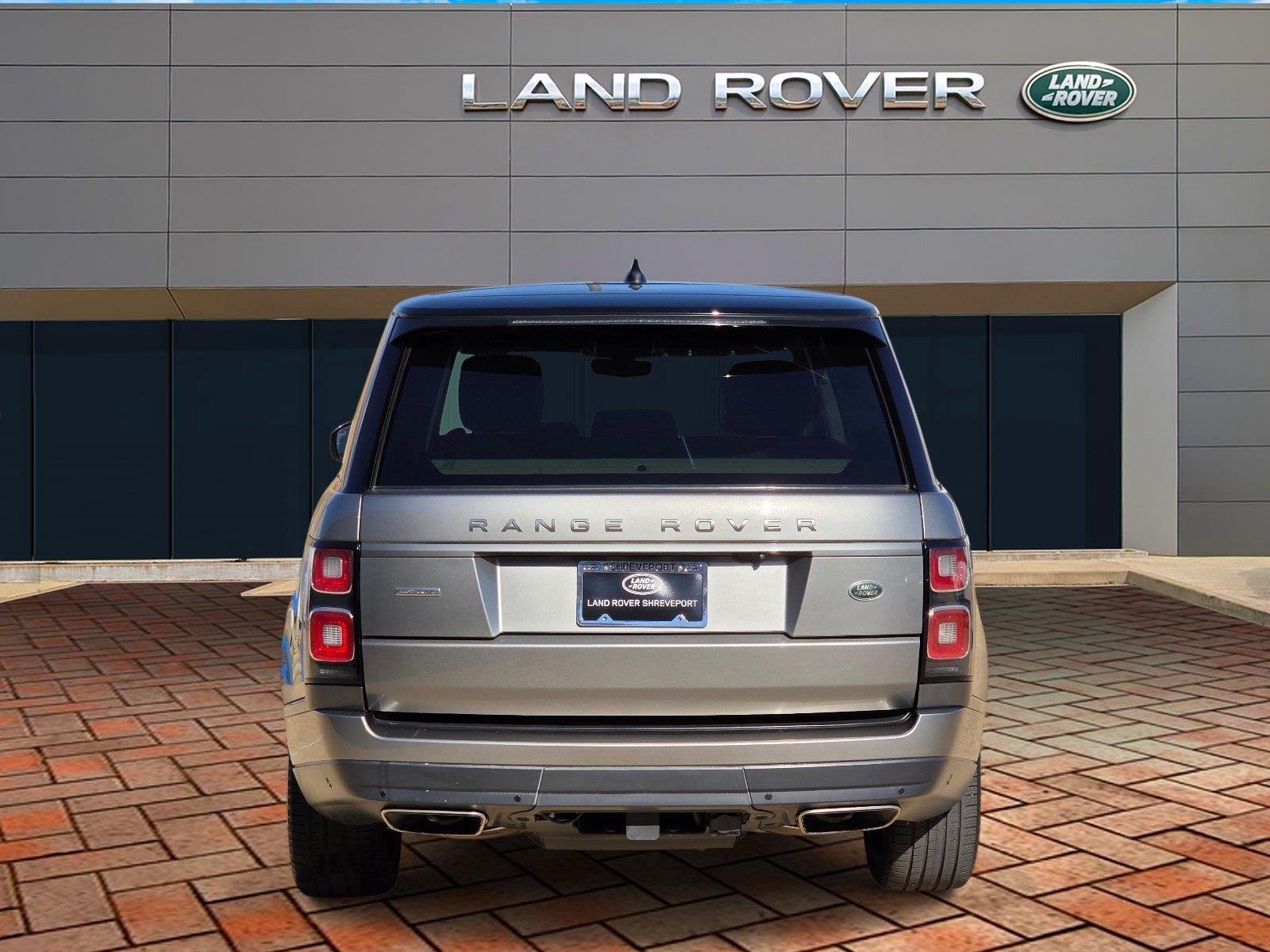 Used 2019 Silicon Silver Premium Metallic Land Rover Autobiography image 5