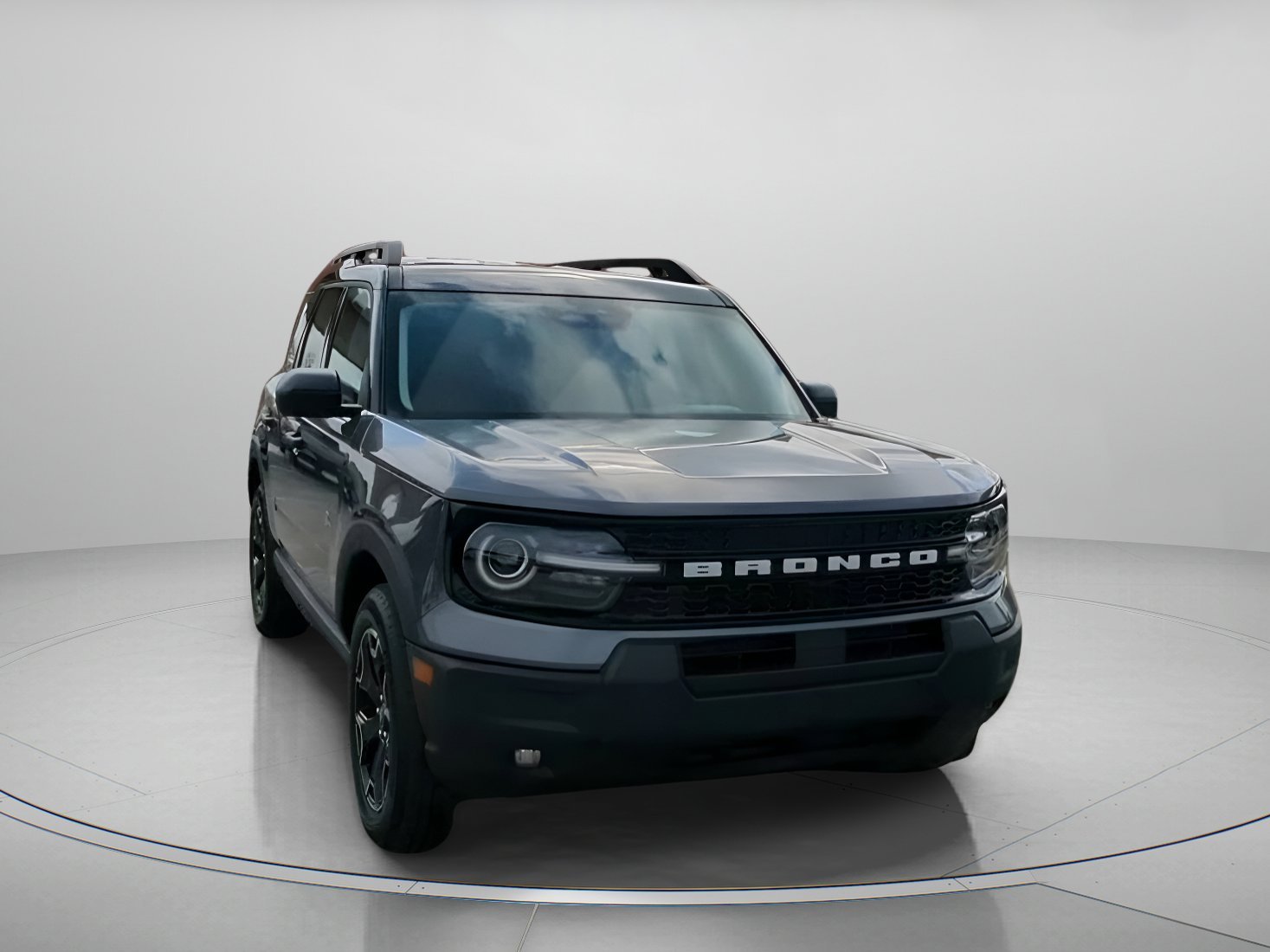 New 2026 Carbonized Gray Metallic Ford Outer Banks® image 4