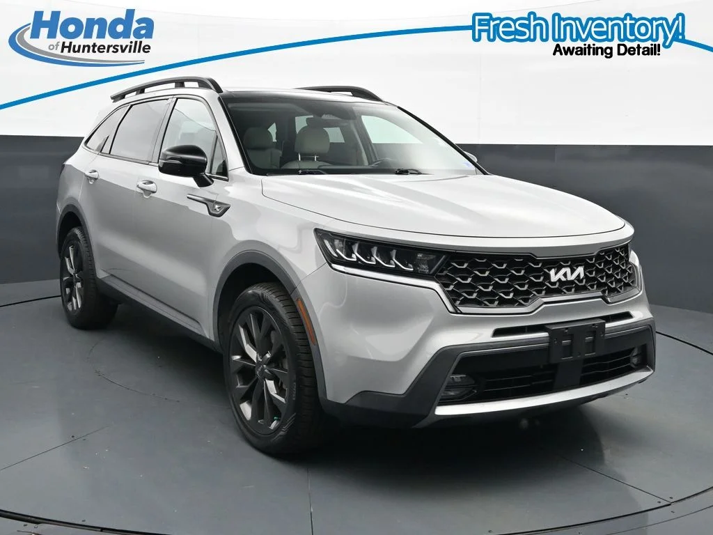 Used 2022 Gray Kia X-Line EX image 1