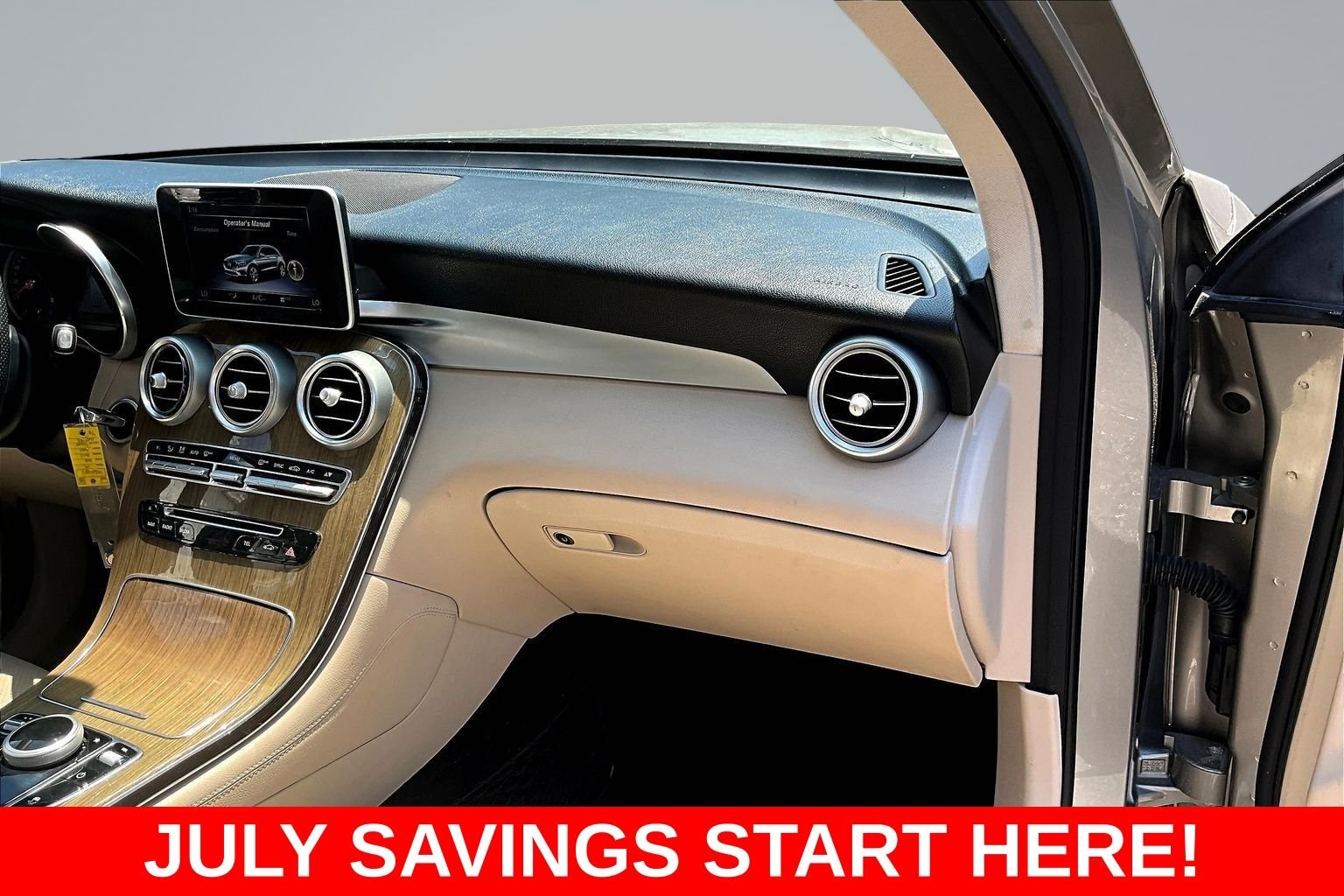 Used 2019 Silver Mercedes-Benz GLC 300 image 32