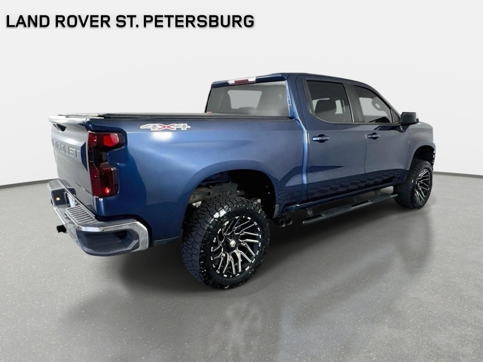 Used 2021 Northsky Blue Metallic Chevrolet LT image 5