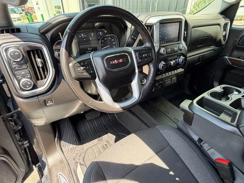 Used 2021 Blue GMC SLE image 8