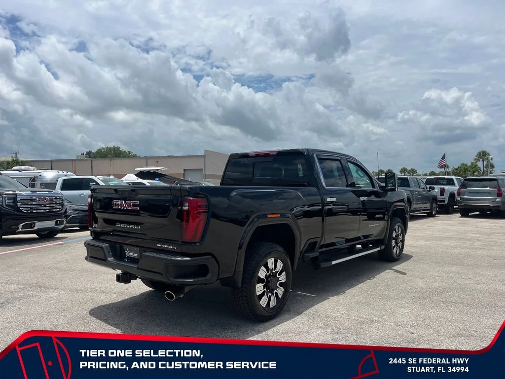 Used 2026 Onyx Black GMC Denali image 7