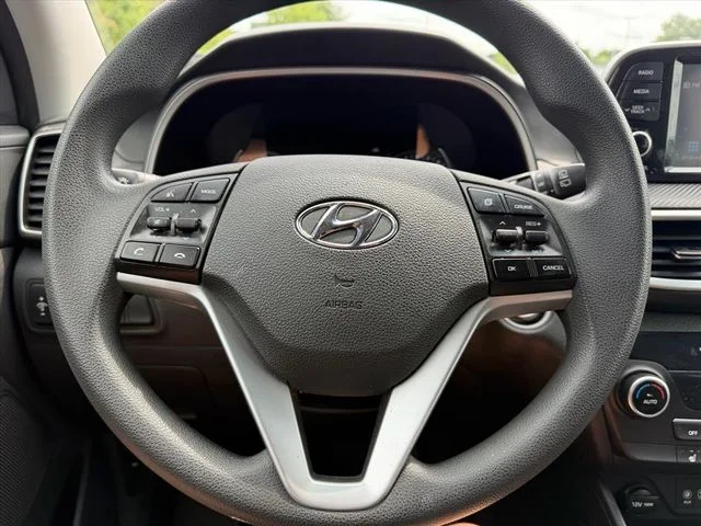 Used 2021 Black Hyundai SEL image 16