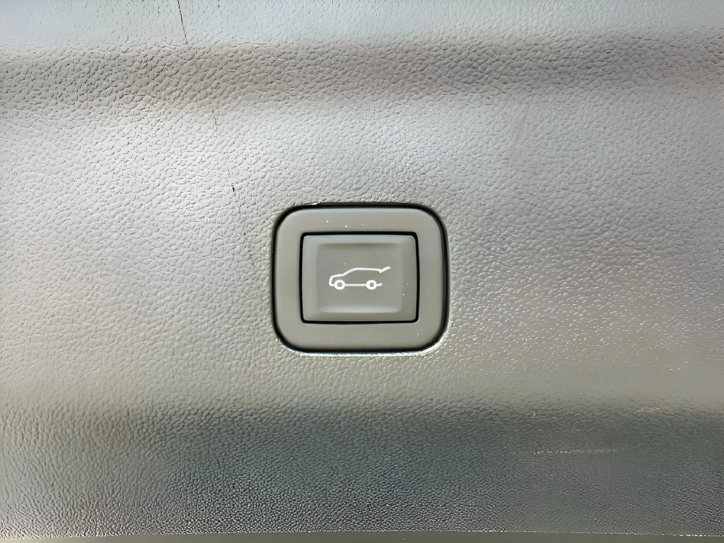 Used 2026 Black Raven Cadillac Platinum Sport image 43