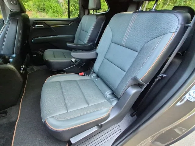 Used 2024 Brown GMC AT4 image 28