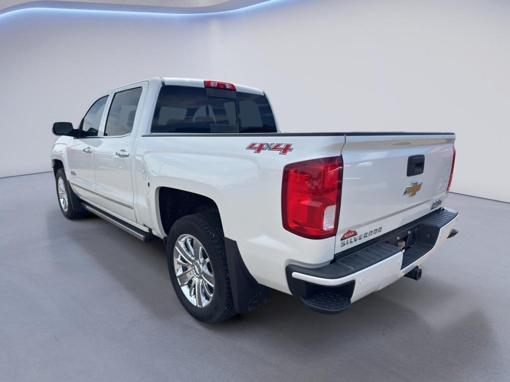 Used 2017 Iridescent Pearl Tricoat Chevrolet High Country image 8