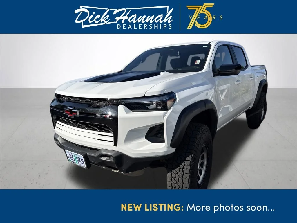 Used 2025 White Chevrolet ZR2 image 1