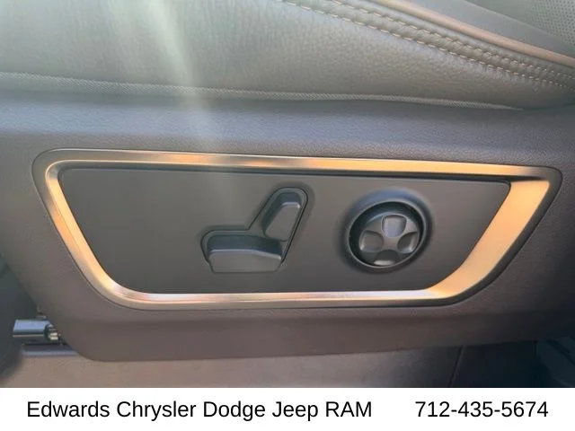 New 2027 White Ram Limited image 18
