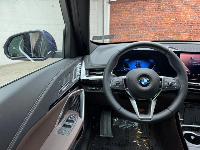 2025 BMW X1 28i - Photo 13