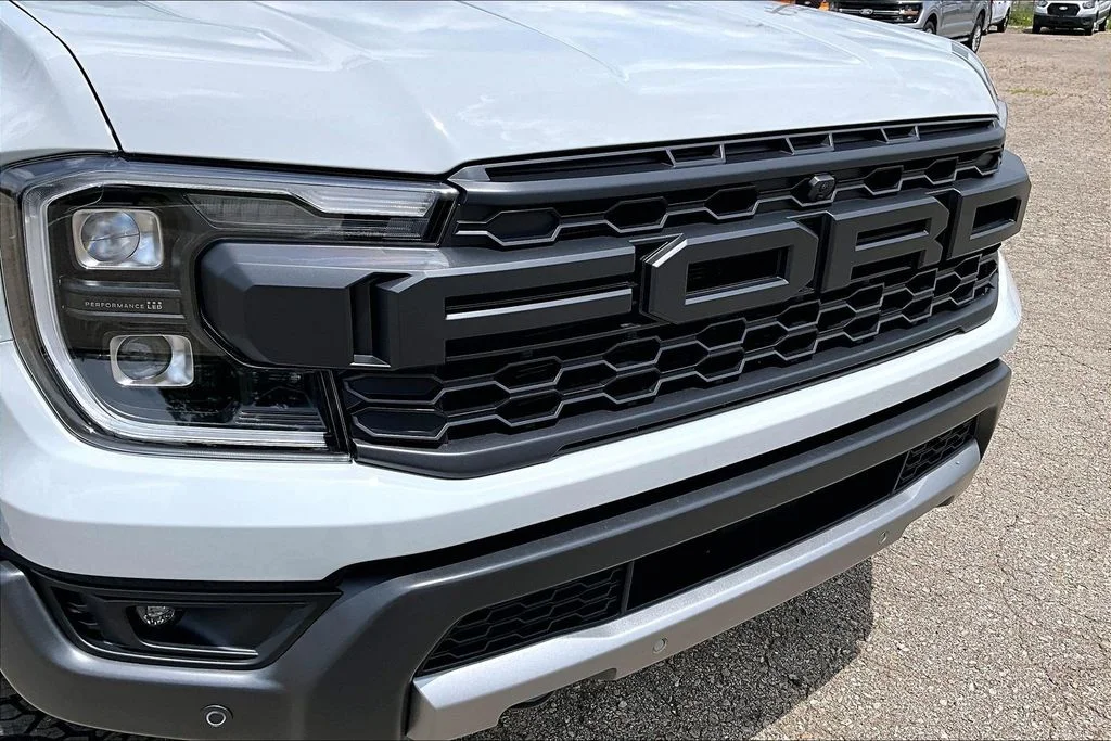 New 2026 White Ford Raptor image 35