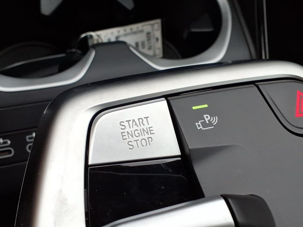 New 2026 Alpine White BMW xDrive28i image 19