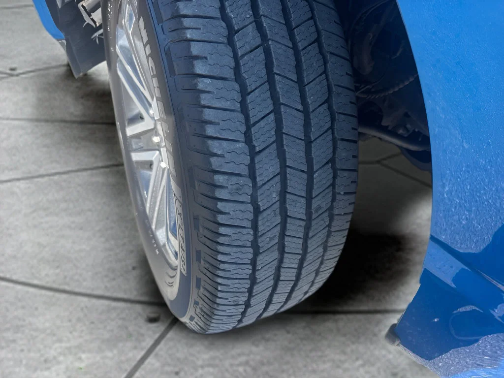 Used 2021 Blue Ford XL image 29