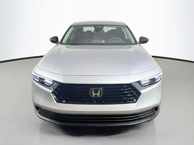 New 2026 Solar Silver Metallic Honda SE image 2
