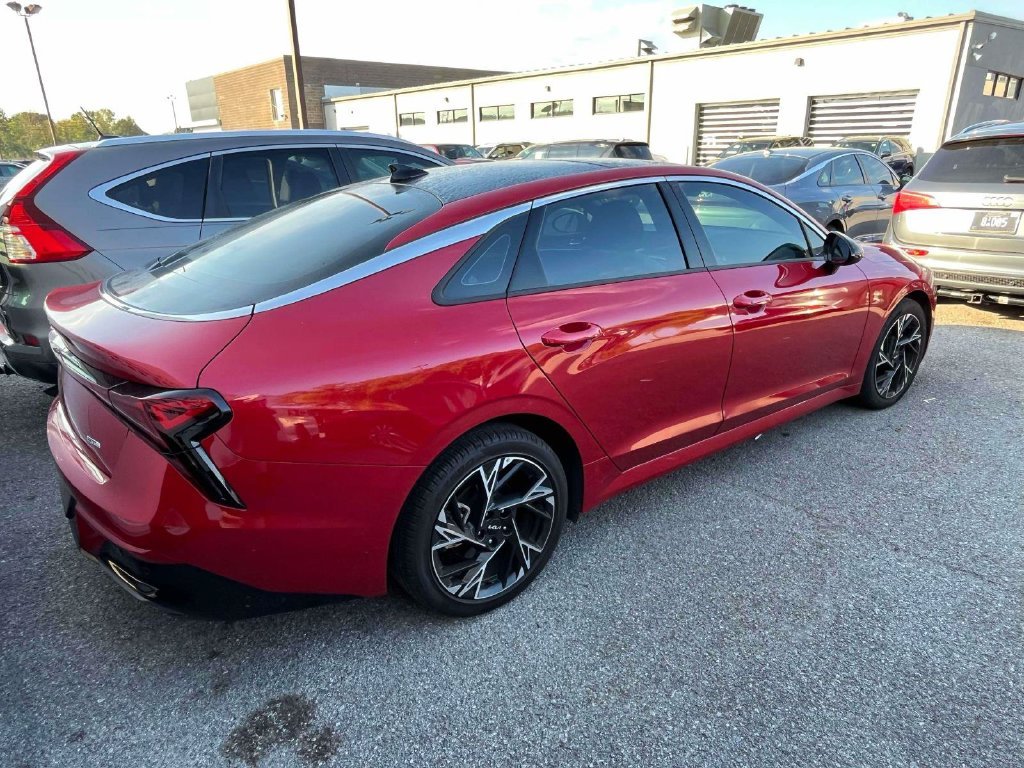 Used 2025 Red Kia GT-Line image 2