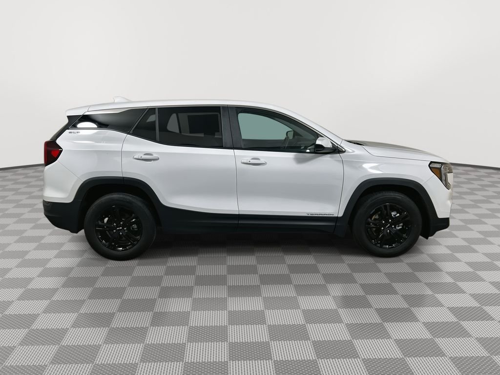 2024 GMC Terrain SLE - Photo 9