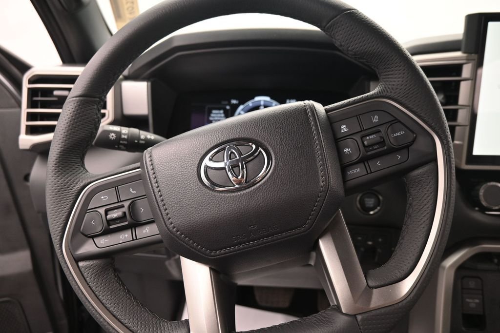 Used 2026  Toyota Limited image 20