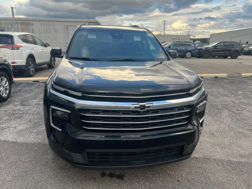 Used 2025 Black Chevrolet LT image 5