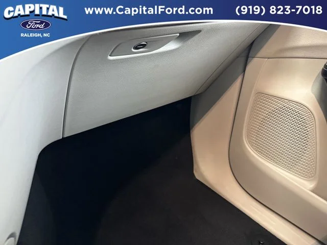 Used 2023 Silver Chrysler LX image 26