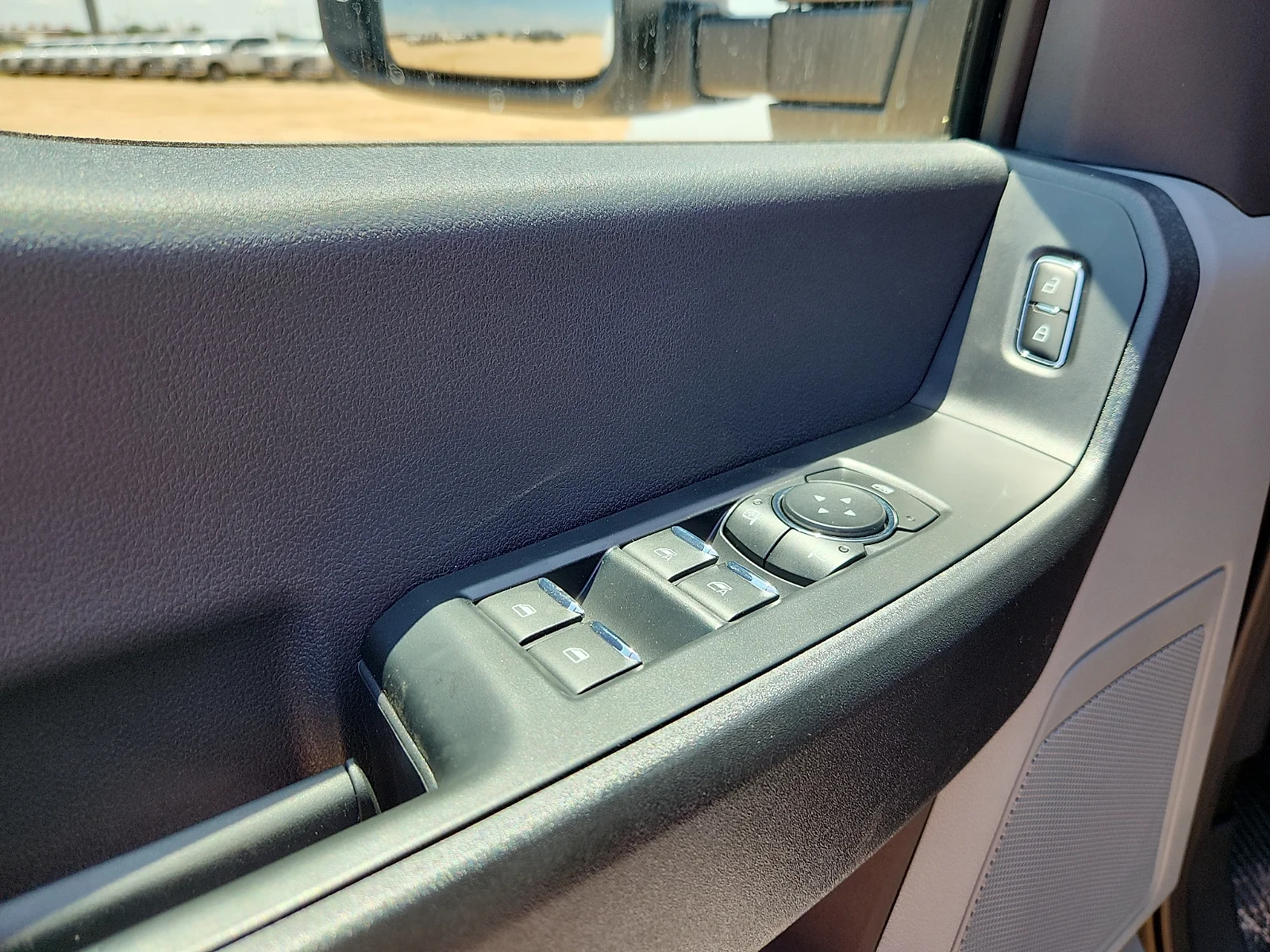 New 2026 Oxford White Ford F-350® XL image 14