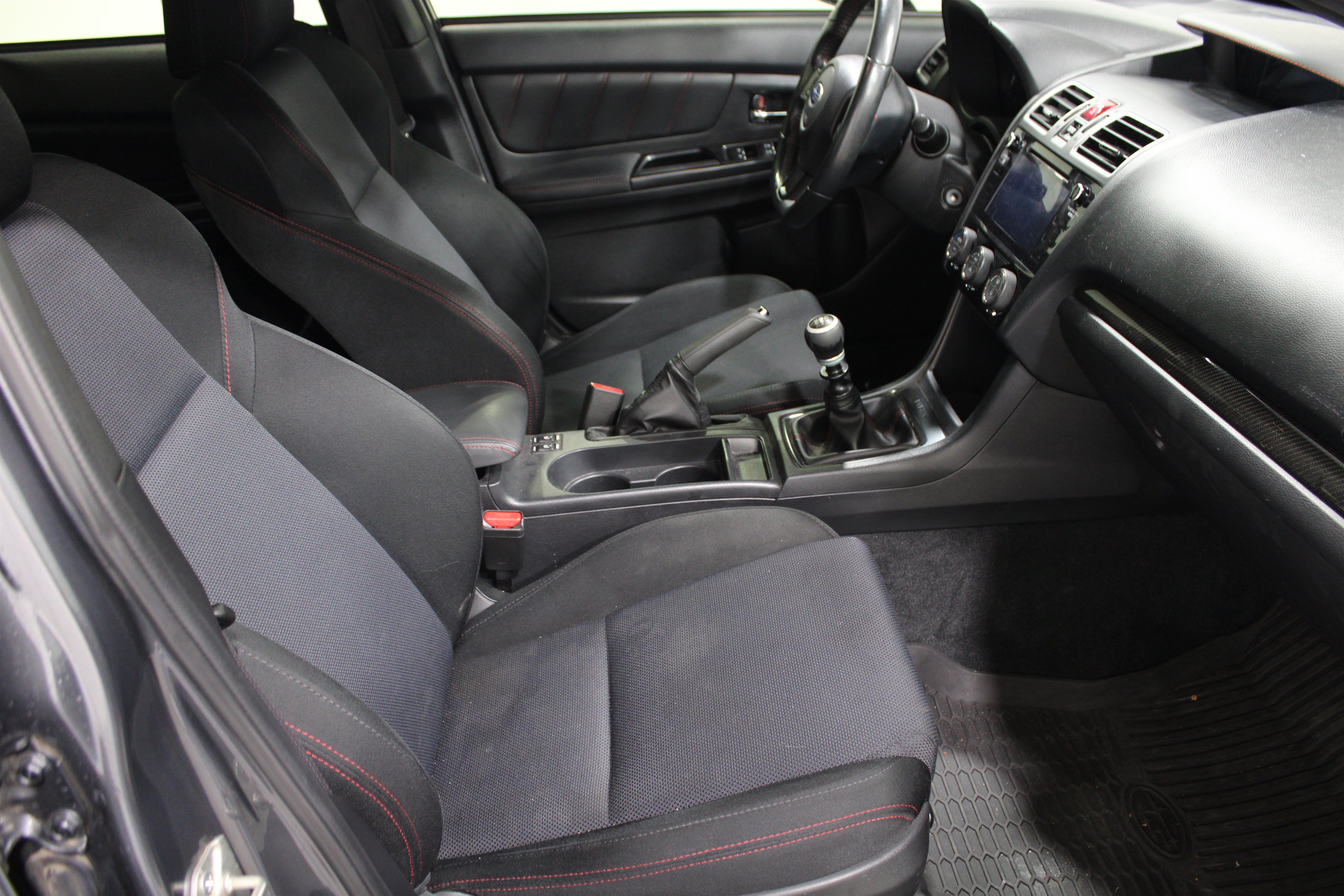 Used 2020 Magnetite Gray Metallic Subaru Premium image 23