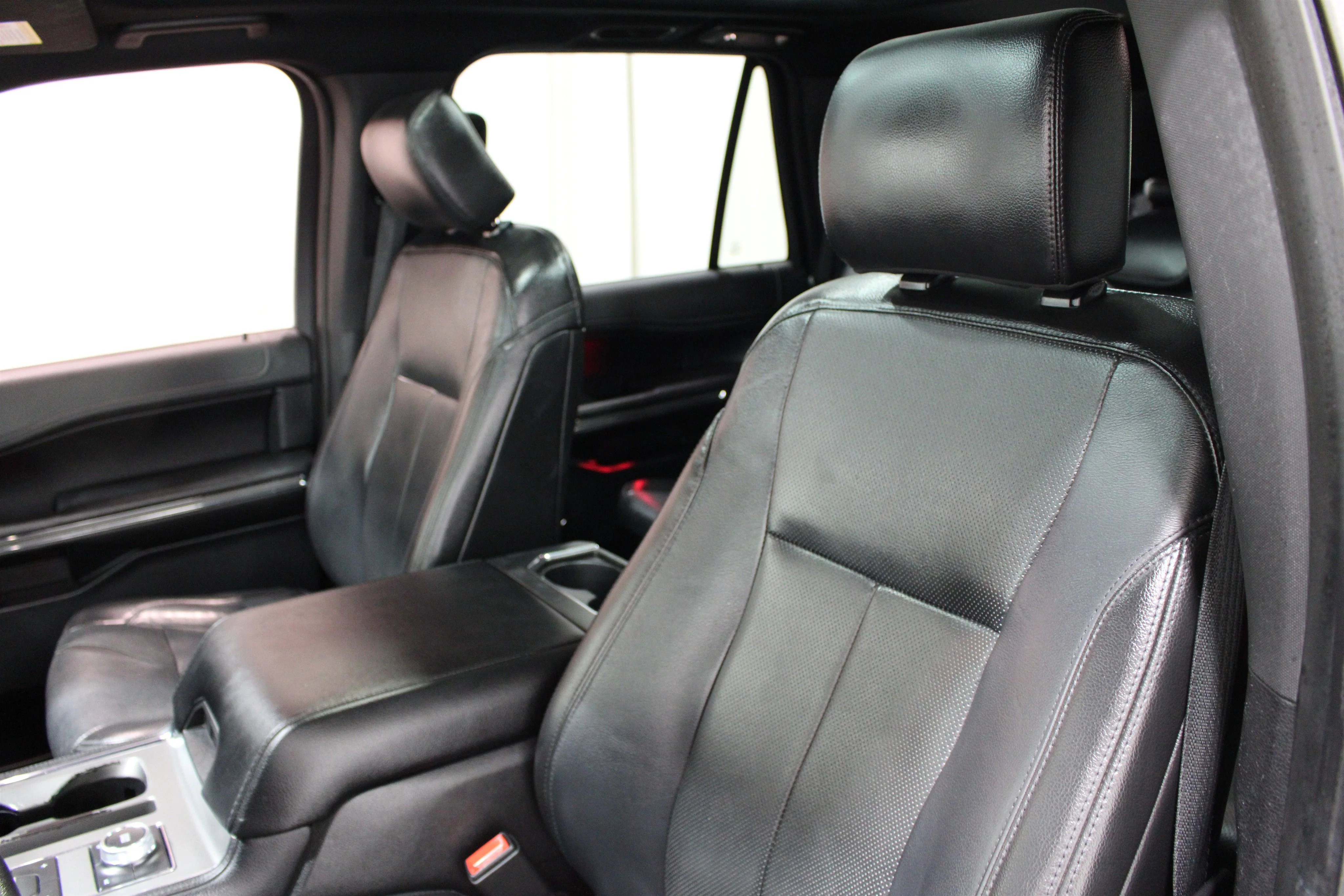 2018 Ford Expedition XLT - Photo 4