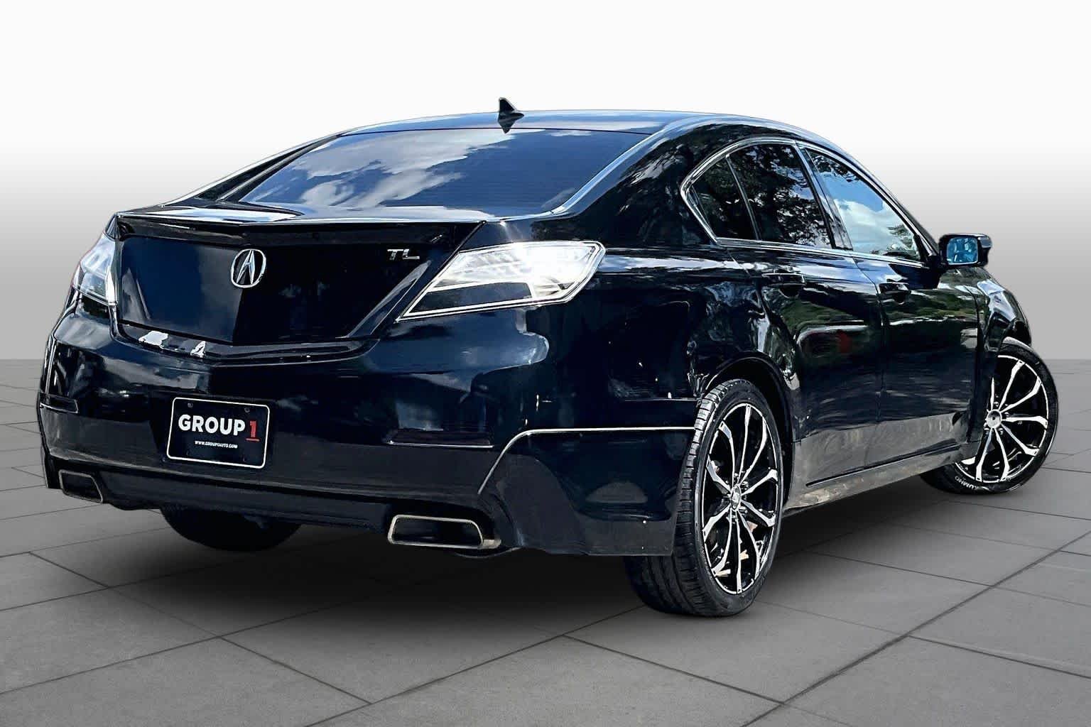 Used 2013 Crystal Black Pearl Acura Tech image 12