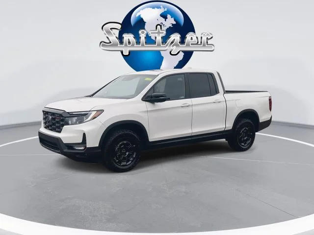 2026 Honda Ridgeline TrailSport - Photo 4