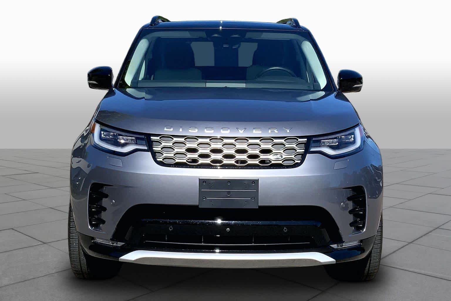 Used 2026 Eiger Grey Metallic Land Rover Gemini Edition image 4
