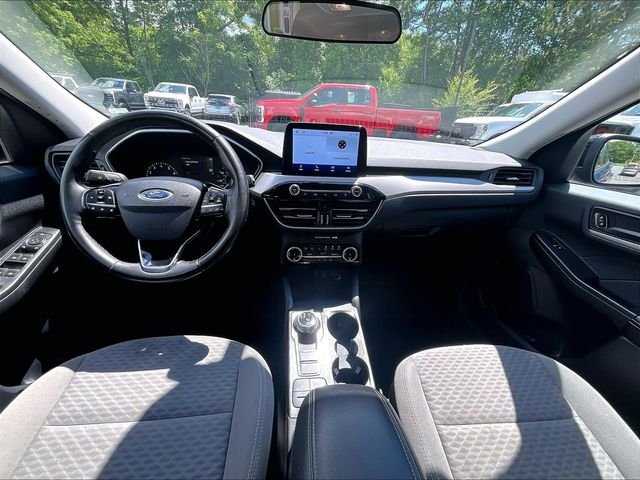 Used 2022 Blue Ford SE image 16