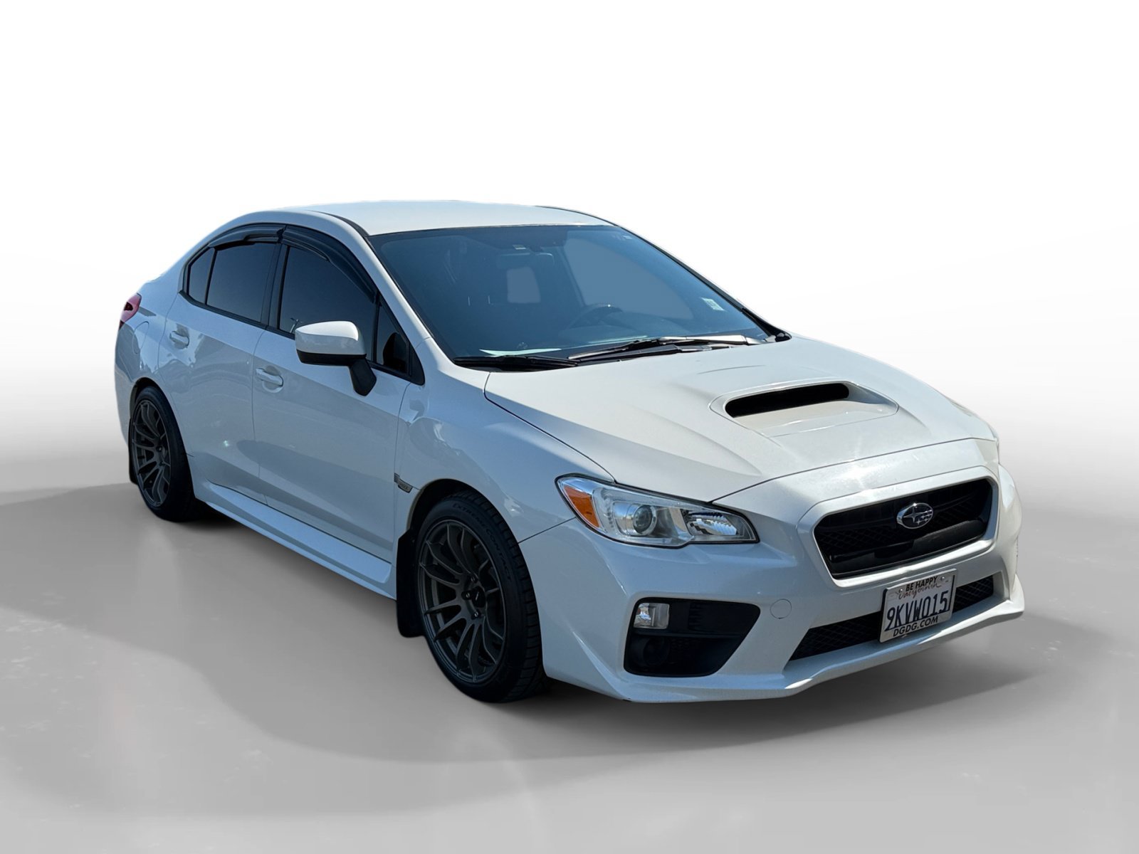 Used 2017 Crystal White Pearl Subaru Base image 7