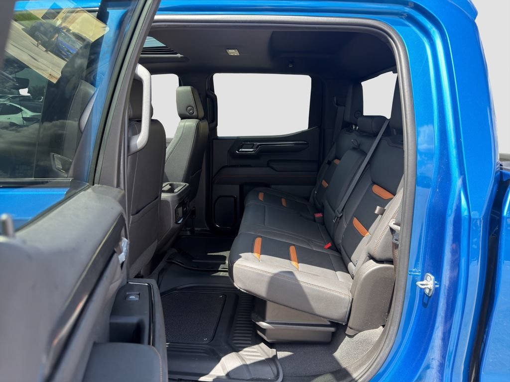 Used 2023 Dynamic Blue Metallic GMC AT4 image 11