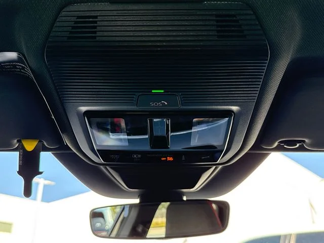 New 2026 Mythos Black Metallic Volkswagen 2.0T SE image 32
