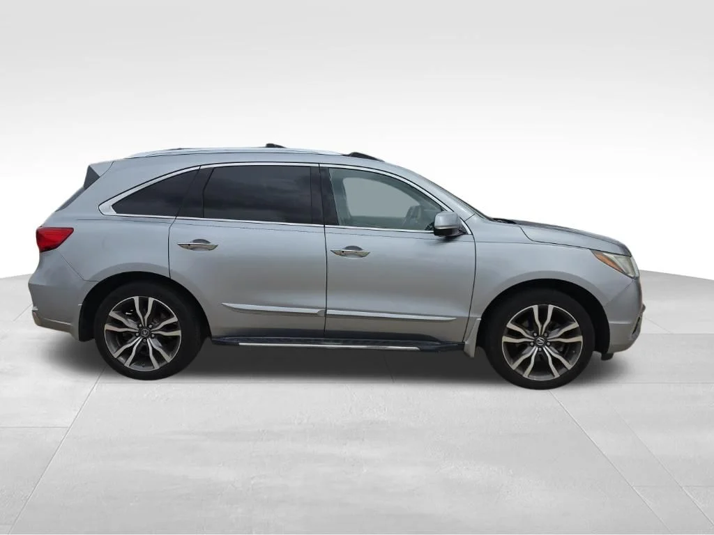 Used 2019 Silver Acura 3.5L Advance Package image 6