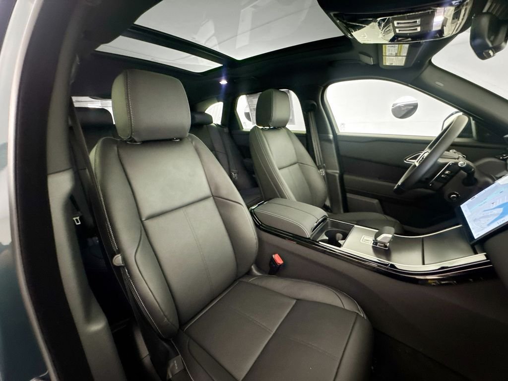 New 2026 Giola Green Land Rover Belgravia Edition image 29