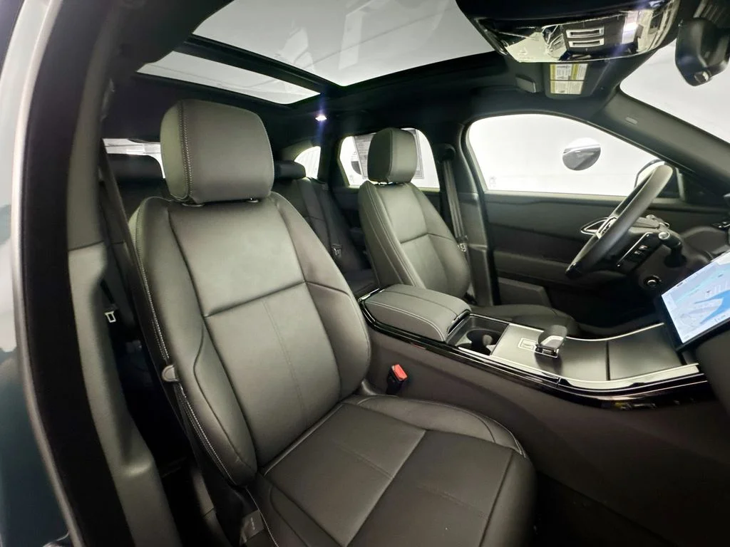 New 2026 Giola Green Land Rover Belgravia Edition image 29