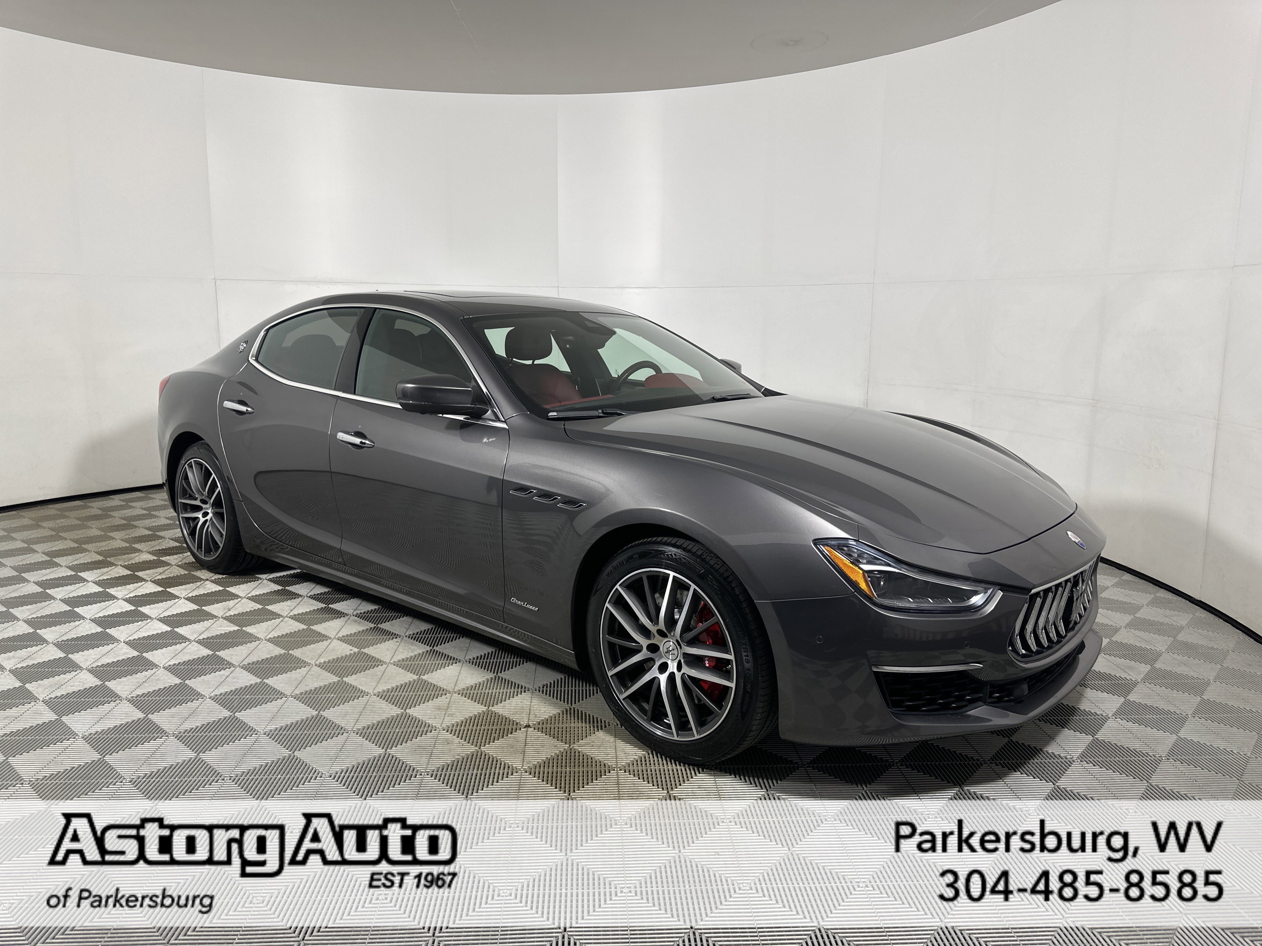 2021 Maserati Ghibli S Q4 GranLusso's photo