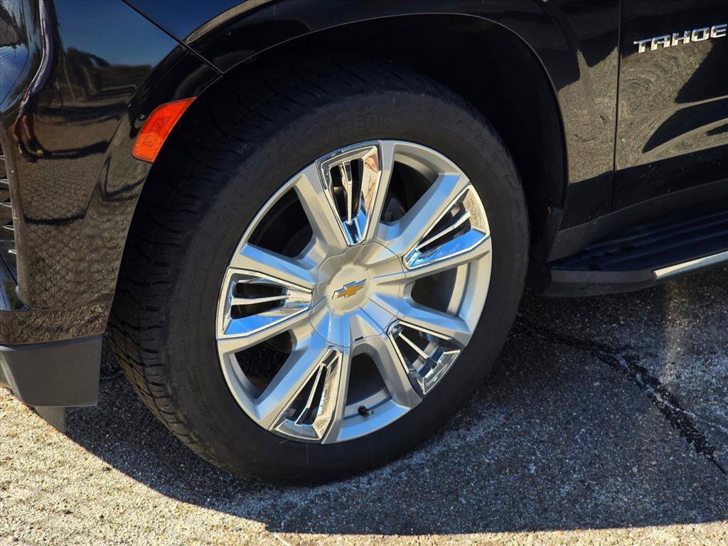 Used 2022 BLACK Chevrolet High Country image 18