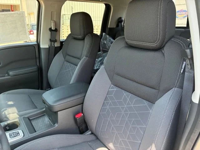 New 2026 Glacier White Nissan Crew Cab SV image 8