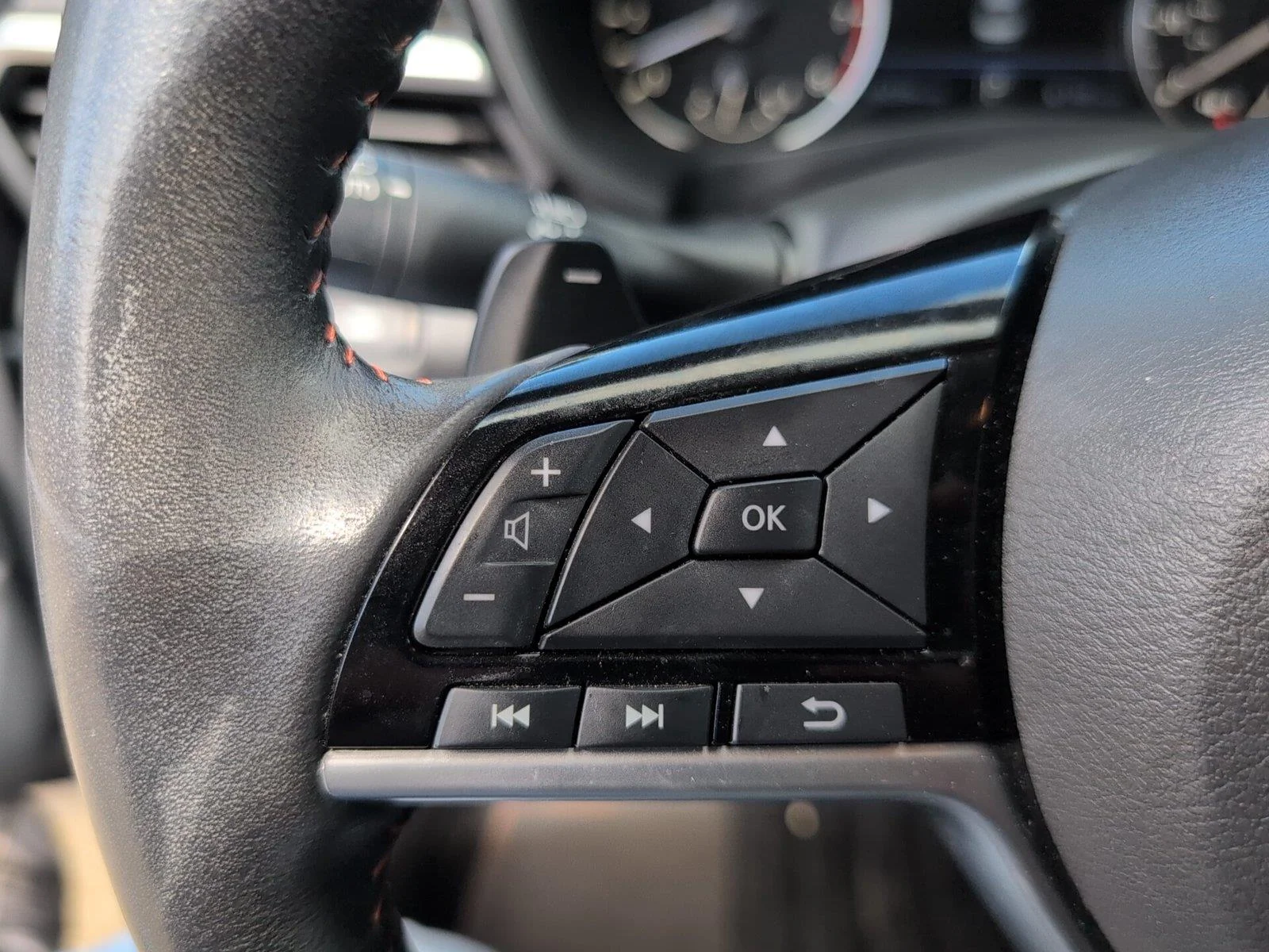 Used 2024 Gun Metallic Nissan 2.5 SR image 28
