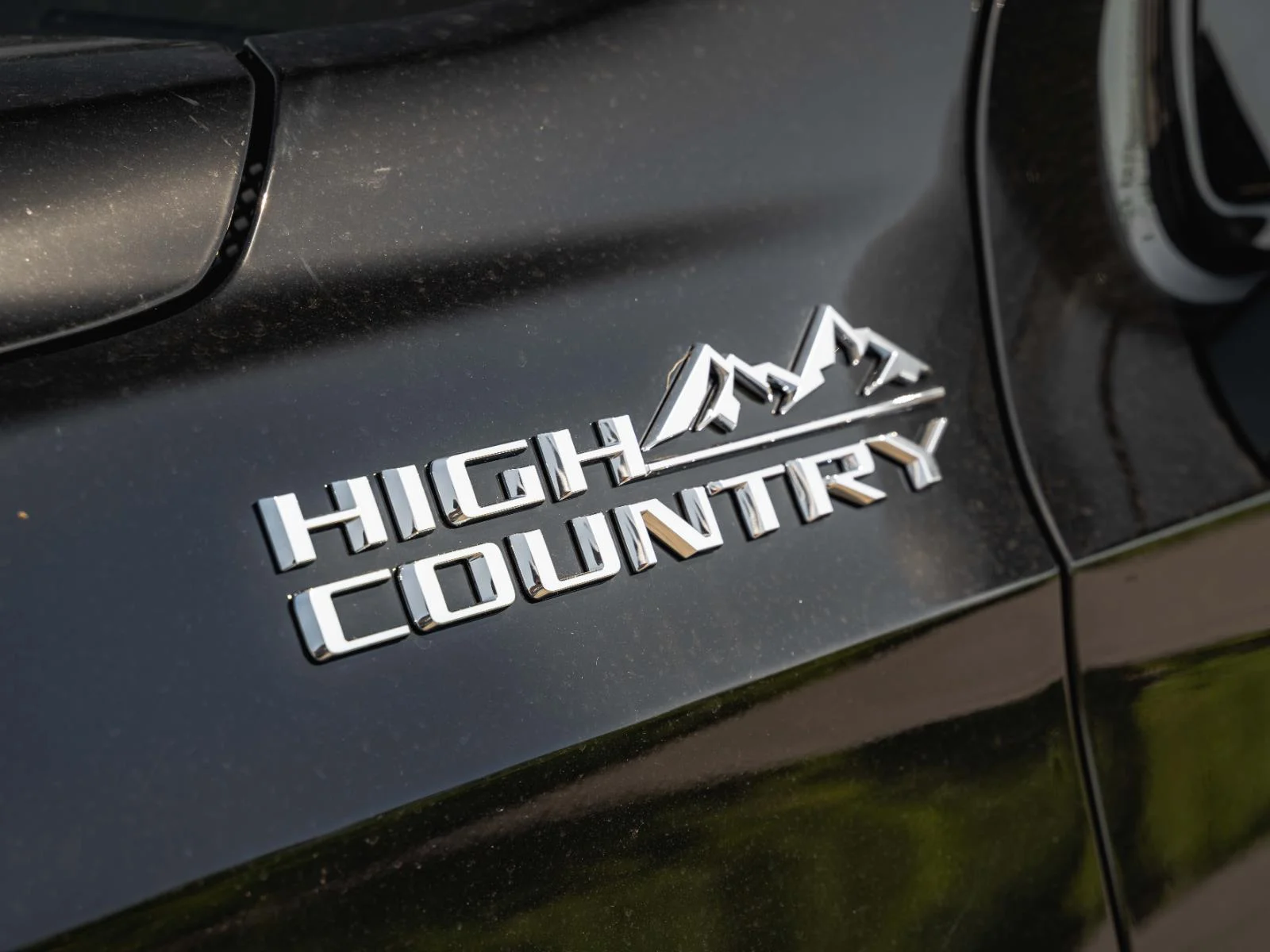 New 2026 Black Chevrolet High Country image 21