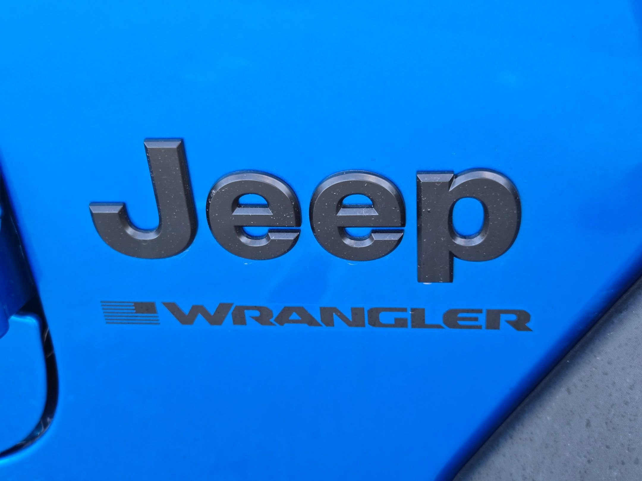 New 2026 Hydro Blue Pearl-Coat Exterior Paint Jeep Sport S image 9
