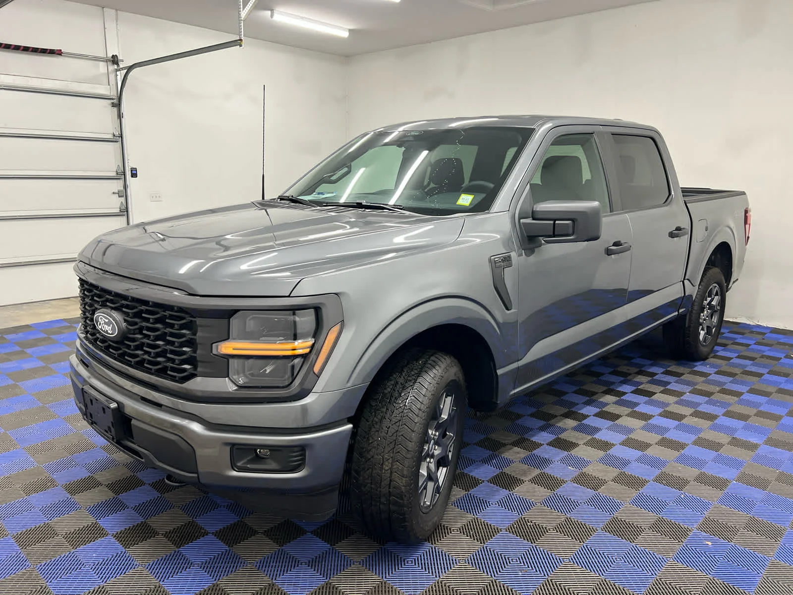 New 2026 Carbonized Gray Metallic Ford STX 4WD Supercrew 5.5 Box image 3