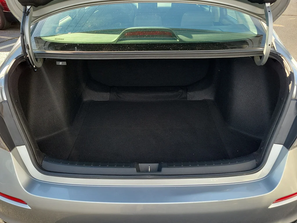 2025 Honda Civic Sedan LX, photo 7 of 12